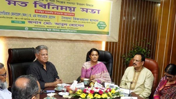 পরিবেশবান্ধব পাটজাত মোড়কের ব্যাপক ব্যবহার নিশ্চিত করা হবে: পরিবেশ উপদেষ্টা