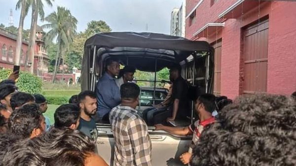 ঢাবির হলে গণপিটুনিতে হত্যা: এখন পর্যন্ত গ্রেফতার ৪