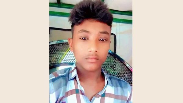 মোবাইল চুরি নিয়ে, ‘সহপাঠীদের পিটুনিতে’ স্কুলছাত্রের মৃত্যু