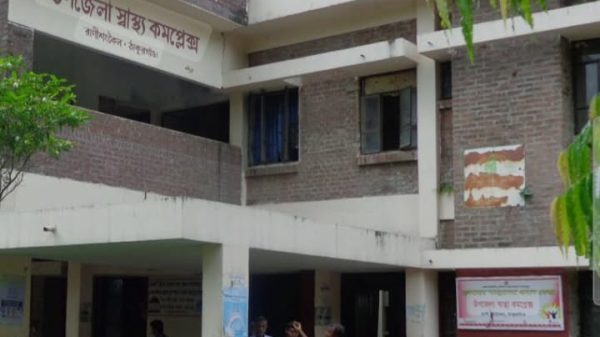 ঠাকুরগাঁওয়ে স্বাস্থ্য কমপ্লেক্সের খাদ্য সরবরাহের দরপত্র নিয়ে গড়িমসির অভিযোগ