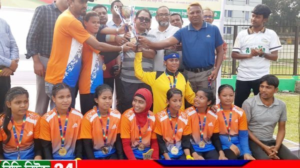 ১ম ফাইভ সাইড নারী হকি একাডেমী কাপ’র সমাপনি ও পুরস্কার বিতরণ