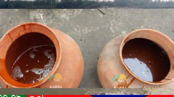 ঠাকুরগাঁওয়ে খেজুরের রসে তৈরি পাটালি