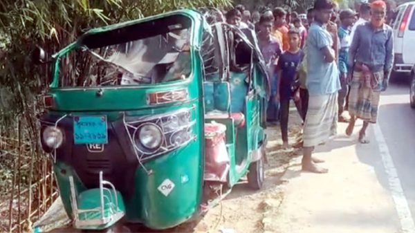 সুনামগঞ্জে ট্রাক-সিএনজি সংঘর্ষে নারীর মৃত্যু