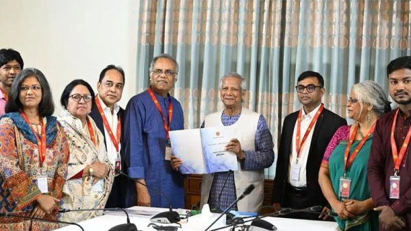 গণমাধ্যমের কিছু সংস্কার দ্রুত বাস্তবায়নে উদ্যোগ নেওয়া হবে: প্রধান উপদেষ্টা