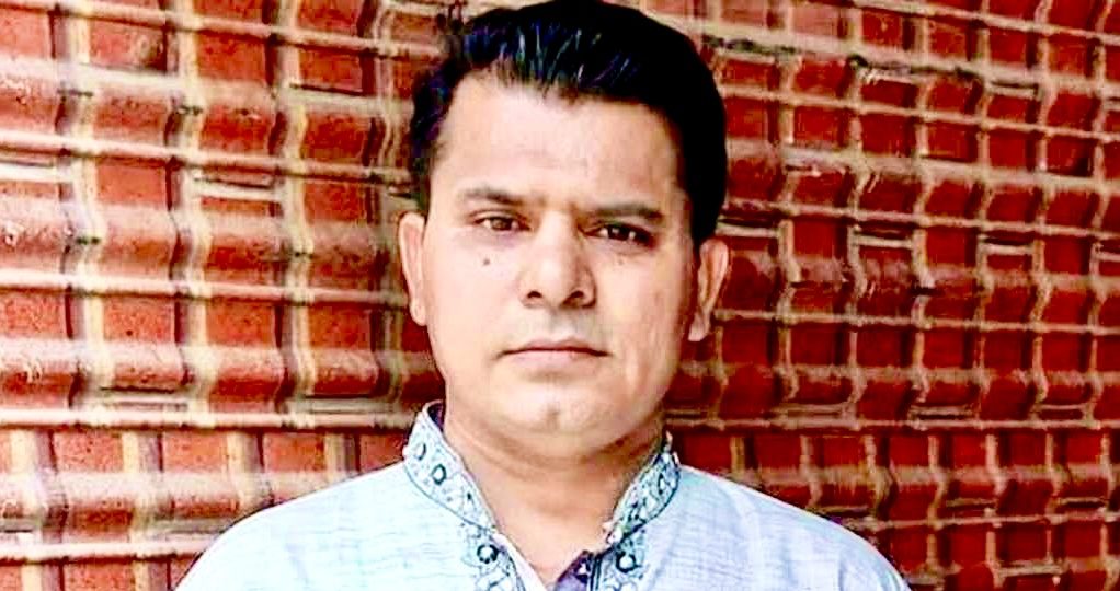 ব্রাহ্মণবাড়িয়ায় যুবলীগ নেতাকে ছিনিয়ে নিয়ে গেল স্বজনেরা