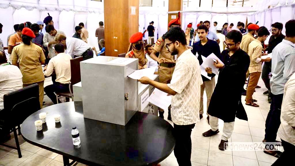 এবার ডাকসু নির্বাচনে খরচ হয়েছে ১ কোটি ৭ লাখ টাকা