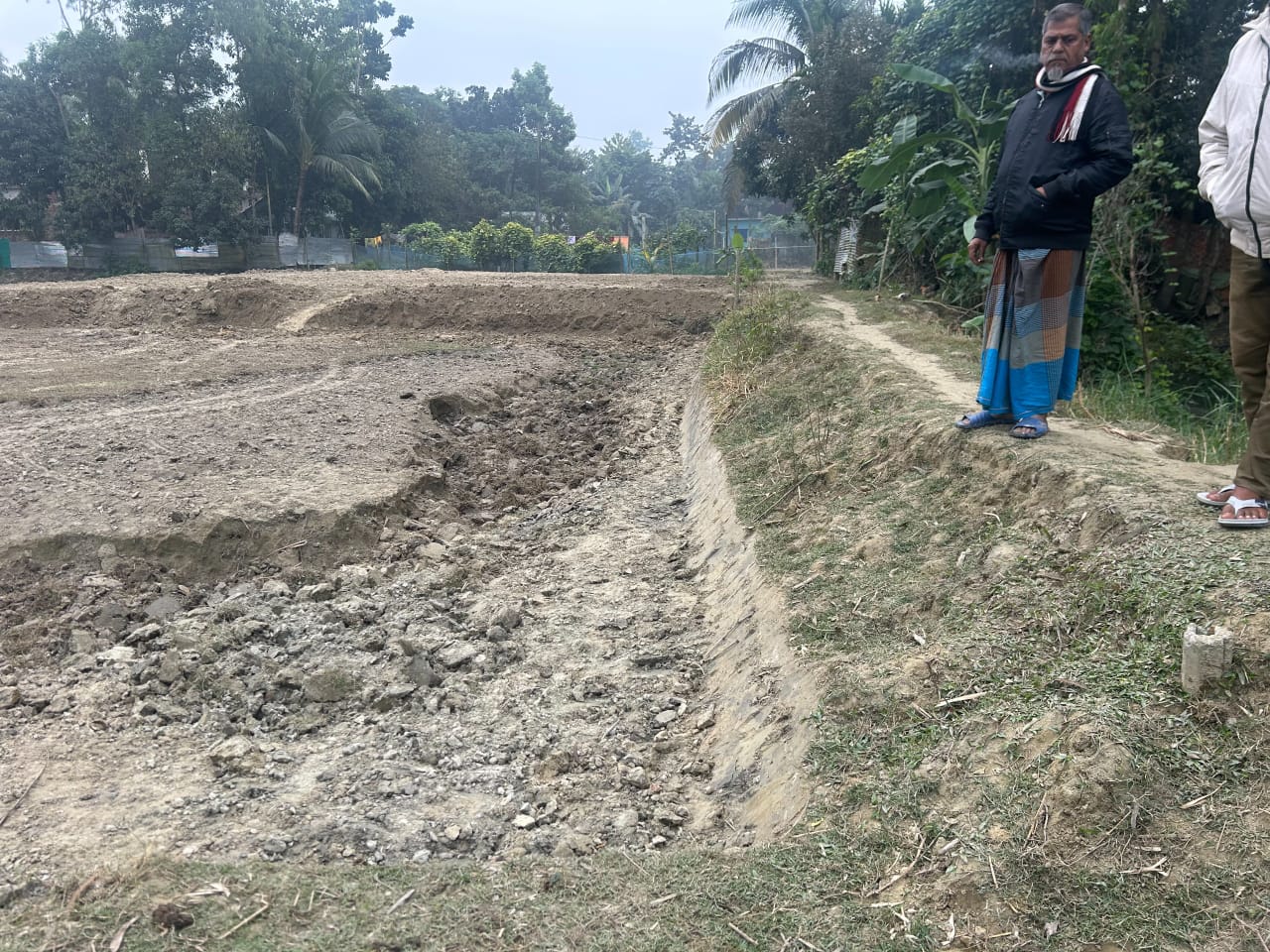 নাঙ্গলকোটে খাল দখল করে রাস্তা নির্মাণ: পানিবন্দি হওয়ার শঙ্কায় ১৫ হাজার মানুষ