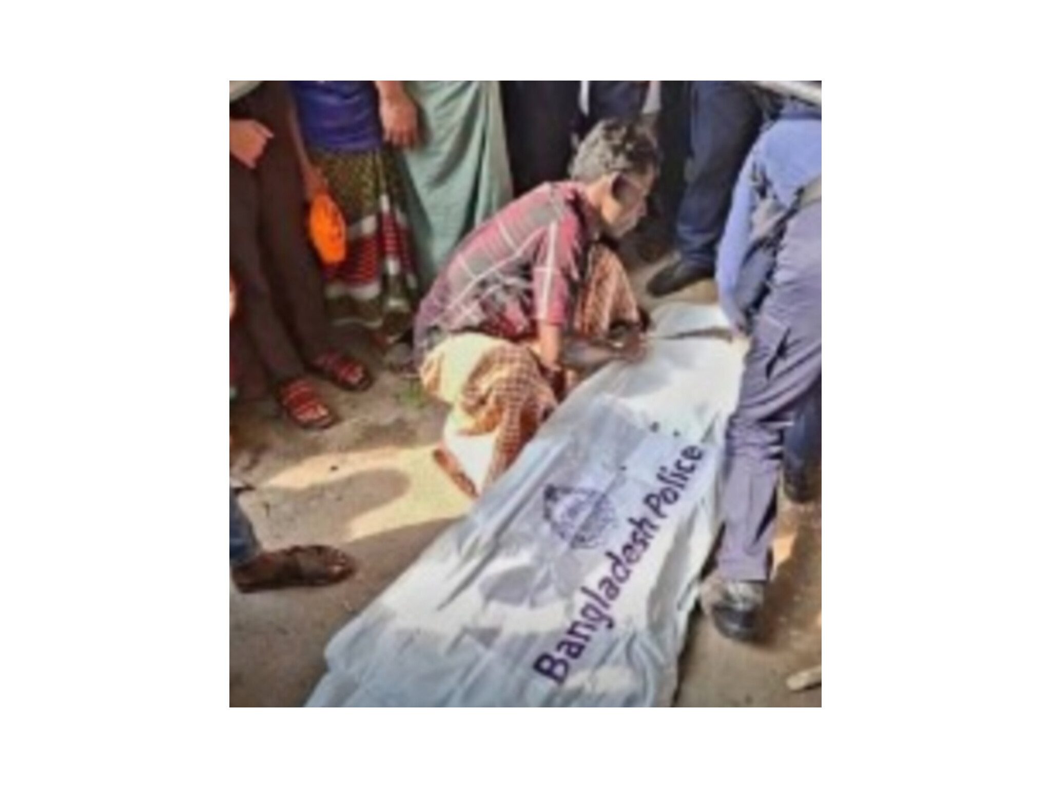 নোয়াখালীতে যুবককে কুপিয়ে ও পিটিয়ে হত্যা