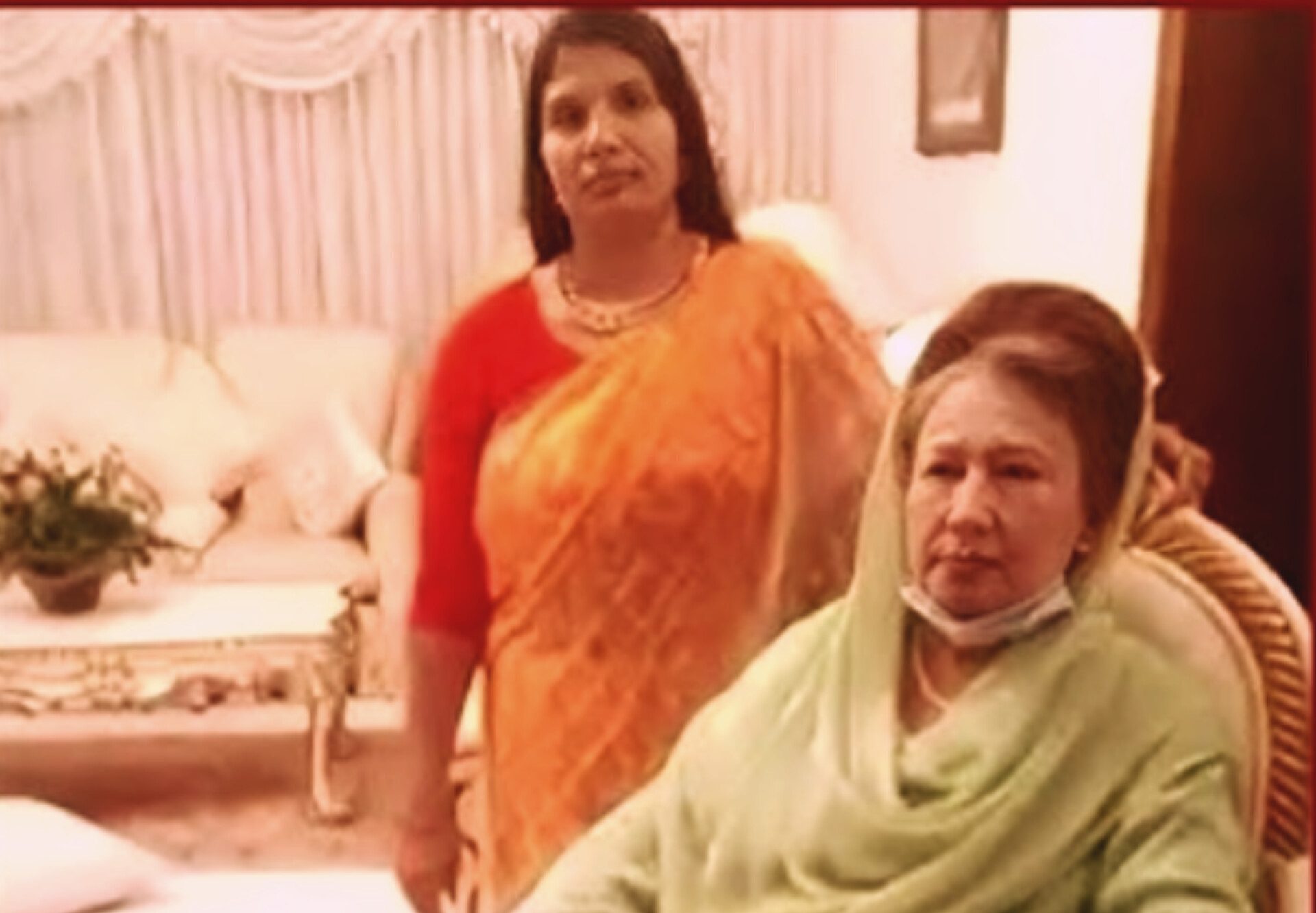 কে এই ফাতেমা: মইনুল রোডের সেই কিশোরী যেভাবে হলেন ‘ম্যাডামের ছায়া’