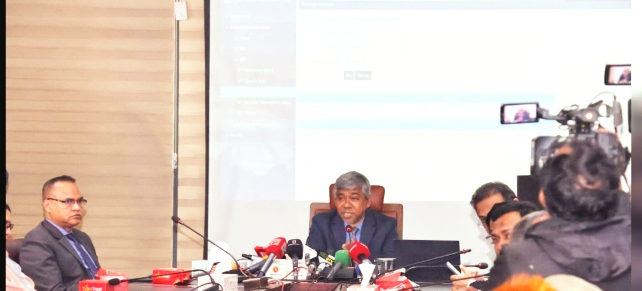 আগামী অর্থবছর থেকে অনলাইন ভ্যাট রিটার্ন বাধ্যতামূলক: এনবিআর চেয়ারম্যান