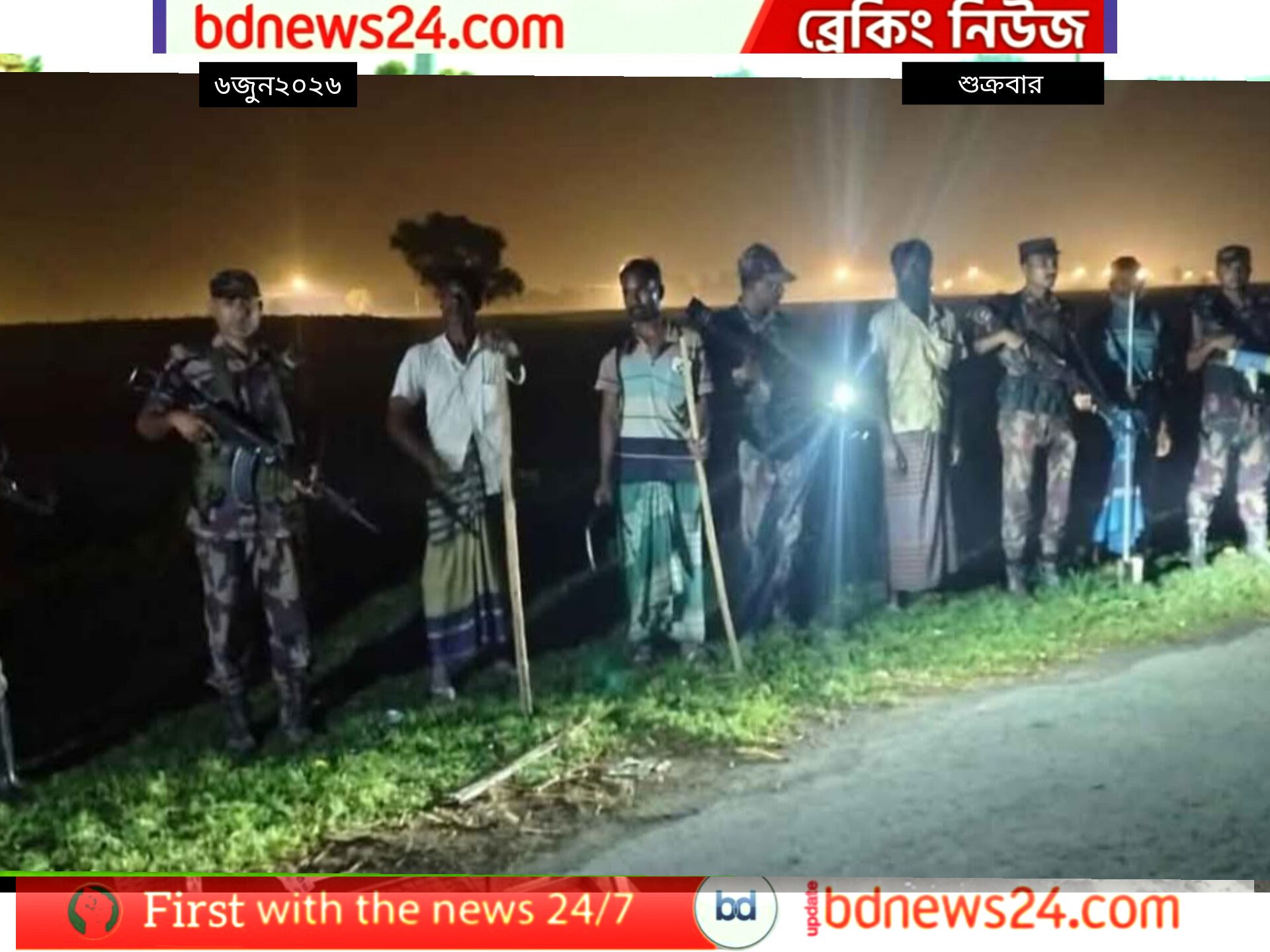 পুশইন ঠেকাতে মেহেরপুর সীমান্তে বিজিবির সঙ্গে পাহারায় নেমেছেন স্থানীয়রা