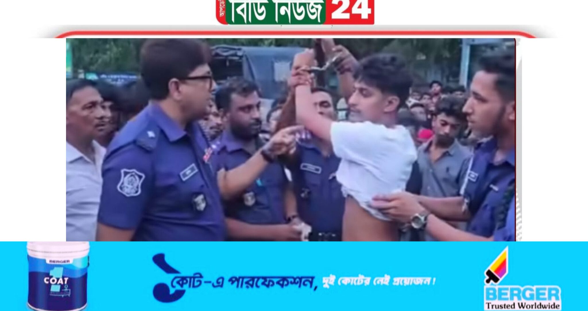 নোয়াখালীতে পুলিশের চোখ ফাঁকি দিতে পারল না কিশোর: চেকপোস্টে ৩ বিদেশী পিস্তল ও গুলিসহ গ্রেফতার